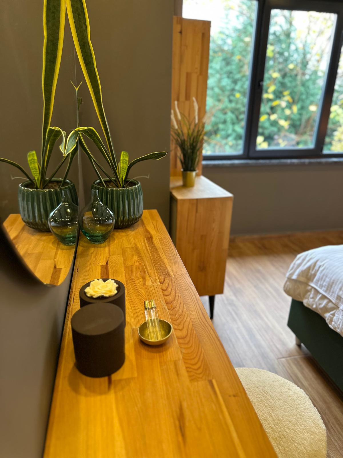 How Repeated Scents Create Emotional Memory Within a Home