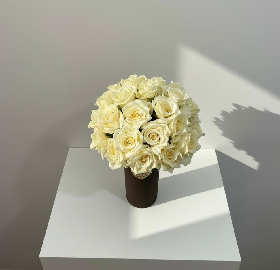 Golden Jasmine Tall Decorative Vase 10x25 — Luxury Ritual Interior Piece