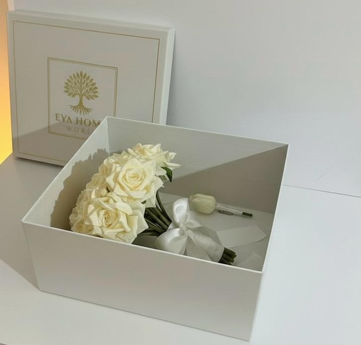 Classic Ivory Rose Bridal Bouquet — Minimal Ivory Bridal Bouquet