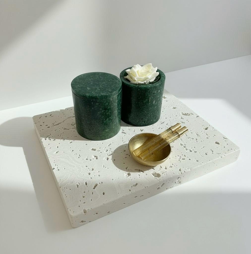 Sacred Oud – Jade & Aventurine Energy Ritual Candle | Luxury Crystal Soy Candle