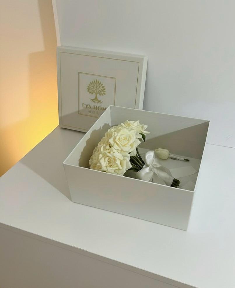 Classic Ivory Rose Bridal Bouquet — Minimal Ivory Bridal Bouquet