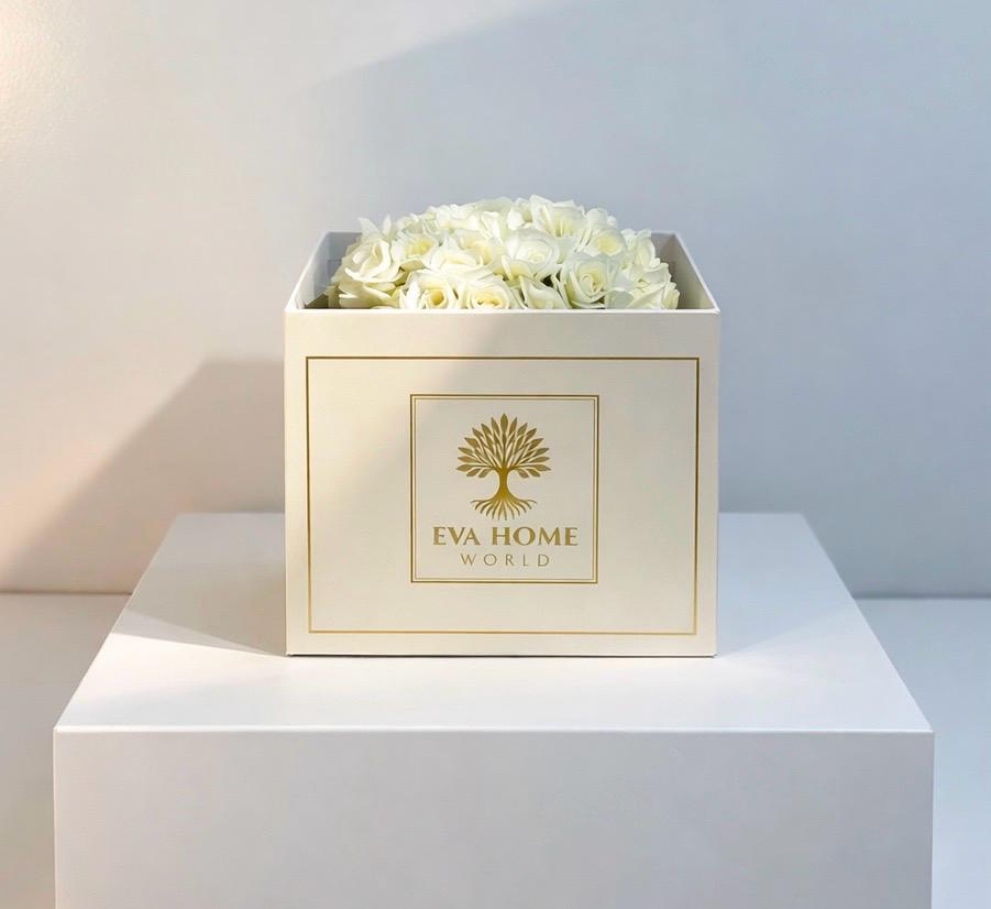Golden Jasmine Medium Vase — Luminous Energy Decorative Piece (20x20 cm)