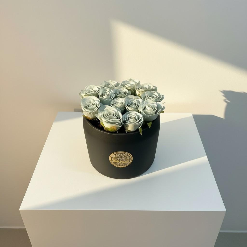 Royal Spice Medium Vase — Magnetic Power Statement Decor (20x20 cm)