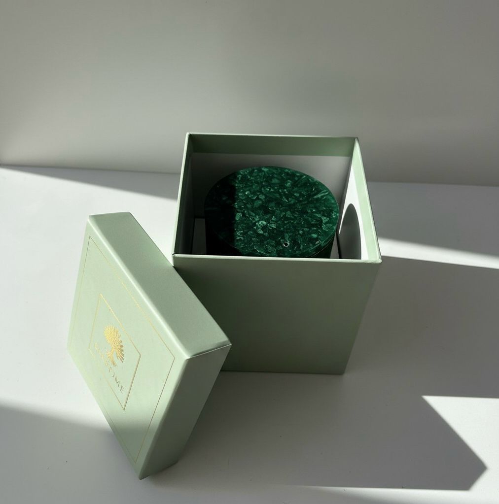 Sacred Oud – Jade Energy Ritual Candle | Luxury Crystal Soy Candle