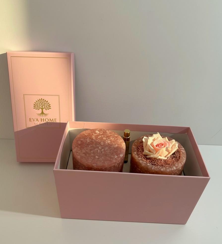 Luminous Bloom – Sunstone Energy Ritual Candle | Luxury Crystal Soy Candle